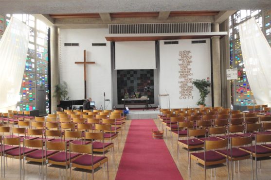 Hannover Kirchensaal Adventgemeinde (2015)